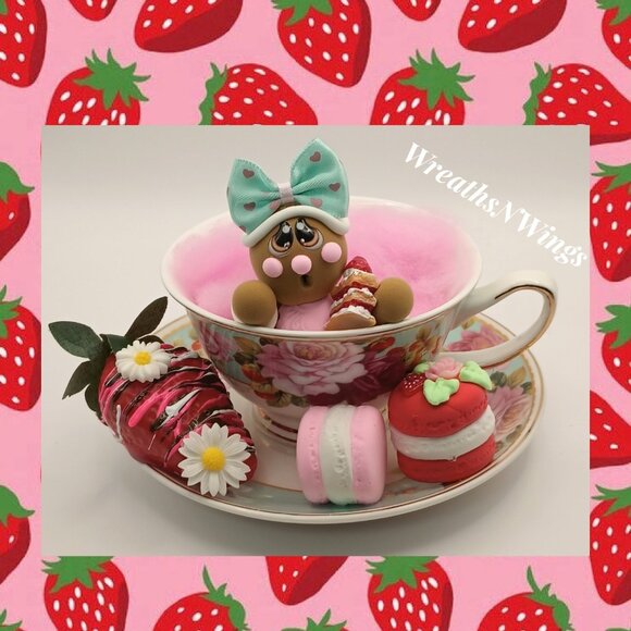 Teacup Strawberry Gingerbread, Fake bake, Mothers Day Gingerbread, Photo Prop - Picture 1 of 6